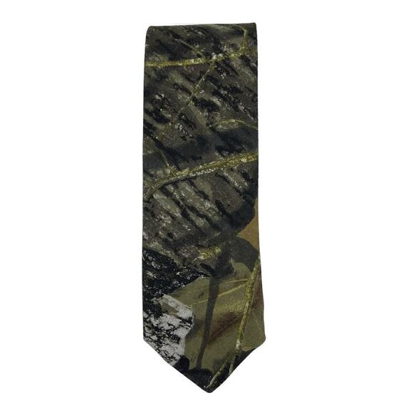 Pearl Beach Treasures Mossy Oak Camo Tie - Picture 1 of 4
